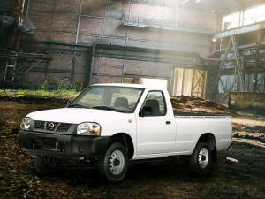 Nissan Camiones Single Cab 2008 года